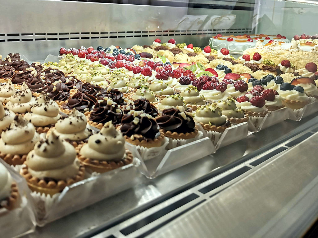 Casa Irrera, assortimento al banco