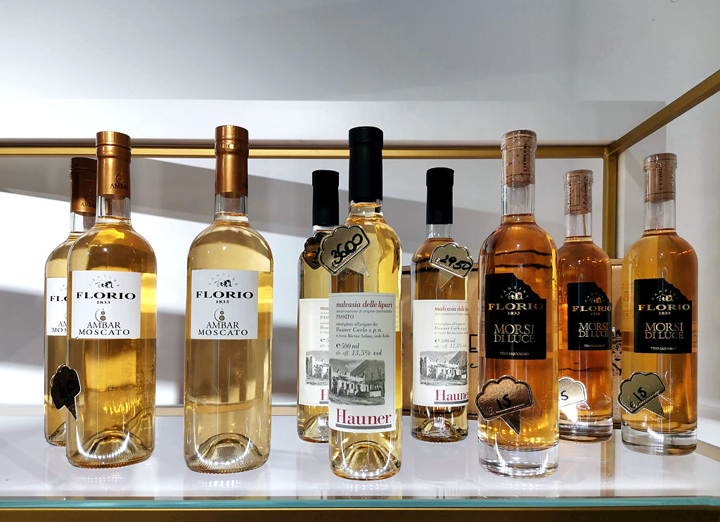 Casa Irrera, bottiglieria